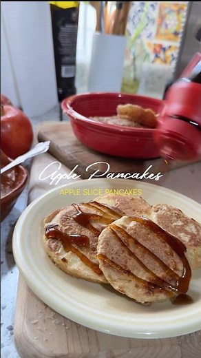 Apple Pancakes. Apple slice oatmeal pancakes 🥞🍎
