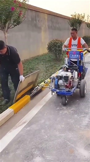 Curb Painting Process | Portable Road Marking Machine