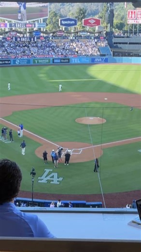 Zach LaVine (Blake Snell’s brother-in-law) threw out the first pitch for Blake Snell bobblehead night.