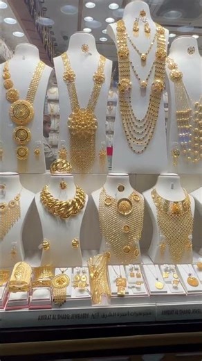 😍So Much Gold in One Place 🤯 Dubai Gold Market Tour #slowedandreverb #viral