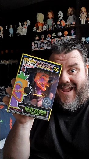 Funko Pop! Killer Klowns From Outer Space Baby Klown Blacklight Exclusive Vinyl Figure Unboxing