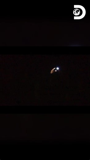 Com um simples compensador de flutuação, eles armazenam 11 litros de água e correm em direção à luz do sol, cada segundo contando na caverna escura 🌊☀️ #DesafioEmDoseDupla Descubra mais conteúdos como este na #HBOMax Assine agora: https://bit.ly/MAX-DiscoveryBR | Discovery Brasil