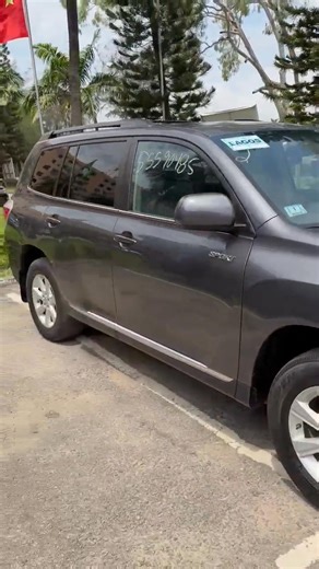 Super Clean Toks 2013 Toyota Highlander Sport Rear View Camera Sun roof 3 Rows Leather interior V6 Engine Alloyed Rims Zero faults Price: 17.8M only… Lagos state | Don De Don KC | Facebook