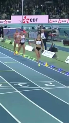 🔥 Keeley Hodgkinson | NEW Indoor 800m World Record — 1:54.87! 🥇 | On Track Athletics
