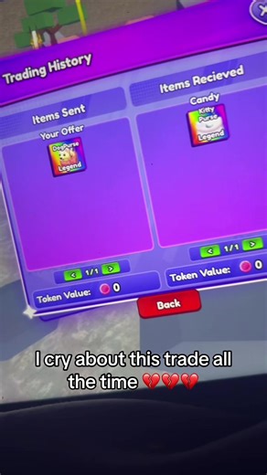 And I hotdog purse first try and it was so cute but trading had first came out and Evt had no real value.. #fyp #roblox #baddies #trades
