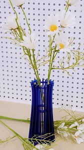 1.7K views · 17 reactions | Quick DIY Idea: engraving an #acrylic vase for your lovely bouquet! #Crafting with acrylic opens up endless possibilities, especially with #Thunderbolt !Explore the art of acrylic engraving?  Follow us and stay tuned for more projects! #DIYCrafts #AcrylicArtistry #InspirationUnleashed #laserengraving #bouquet #possibility | THUNDER LASER | Facebook