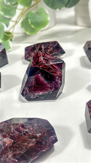 宝石のようなファセットガーネットフリーフォーム - Etsy 日本