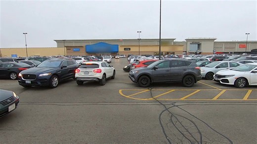 202K views · 2.5K reactions | Woman gets upset after someone else parks in "her" spot. #CustomerWars New Episodes Tuesdays 10/9c | A&E | Facebook