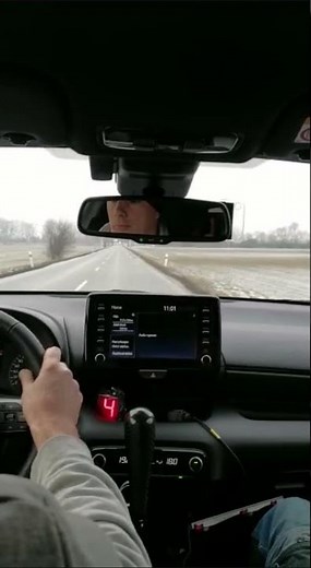 WORLD FIRST - Toyota Yaris GR Sequential Gearbox - 7 SPEED!! ACCELERATION!! ⭐🚀