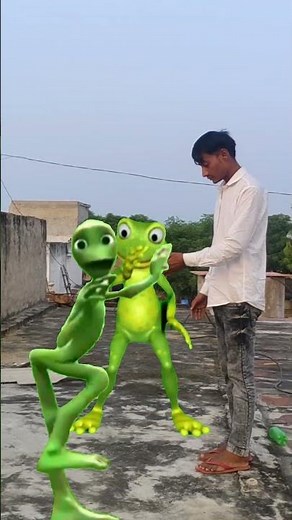 ALIEN DANCE VS CRAZY FROG! Me Kemaste Vs Dame Tu Cosita Vs Crazy Frog Gummy Bear Dame La Gomita