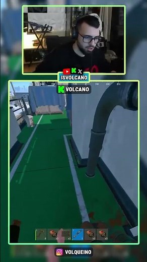 ESTE TIESO SE COME TREMENDA FOTO EN EL CARGO!! - #rust #rustgame #pvp #shorts