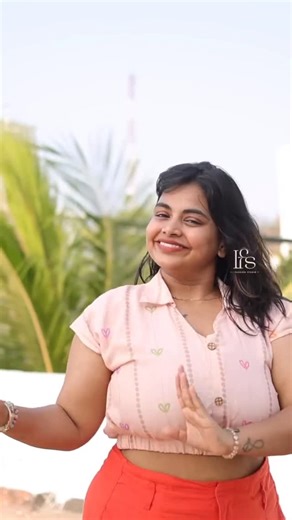 I - The Fashion Studio on Instagram: "Comment *esme* for this Crop Top Link🎀🫶🏻 Product Name: Esme Product Type: Crop Top Payment: Online payment only Fabric: Mul Cotton Available Sizes: XXS - 5XL Dm for Plus sizes customisations. Model is wearing size XL. Important Information: * Orders cannot be cancelled once placed. * Exchanges are only available if the item is damaged. Slight variations in colour or design will not be considered, as the product is made to order. * An unboxing video (unedi