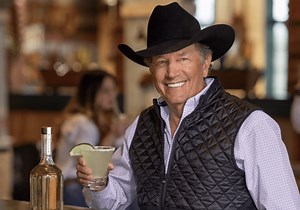 The King Of Country Music: What Is George Strait’s Net Worth? | Whiskey Riff