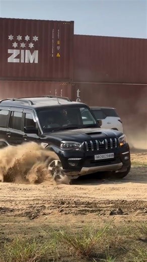 Toyota fortuner #toyota #fortuner #toyotafortuner #scorpio #scorpion #thar #trendingshorts #shorts