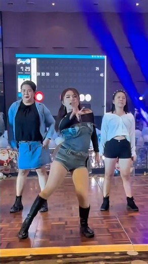 Christmas dance presentation clip #dance #dancecraze #christmas #dancepresentation #trend