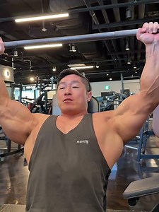 SMITH MACHINE PRESS WORKOUT🥵💯