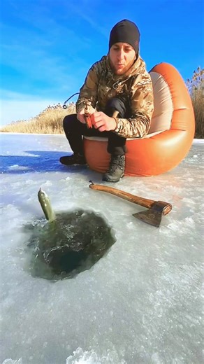ice fild fishing best fishing moment🥶rod fishing..#fishing #popular #viral #shorts #fish #catching
