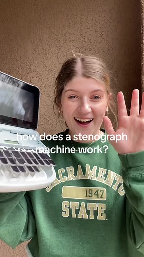How Does a Stenograph Machine Work?