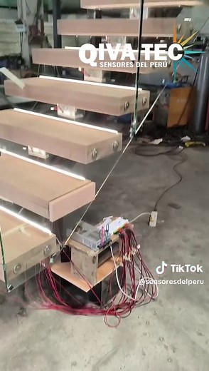 Controlador LED para Escaleras con Sensor de Movimiento