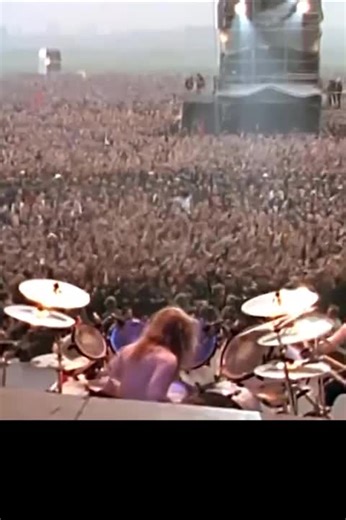Metallica Live Performance in Moscow 1991