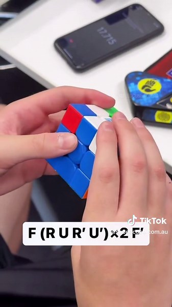 Solve Rubik's Cube Corners Trick | Speedcubing Tutorial