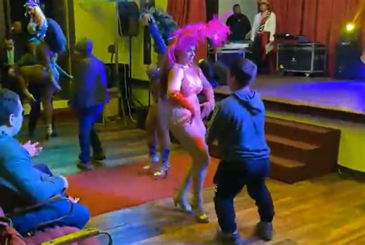 ¡Hasta con show de Noelia Arias! Polémica en El Olivar por desatada celebración con vedettes por el Día del Padre