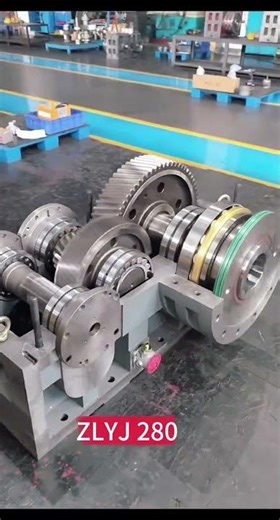 See a extruder gearbox assembly and runs. #gearbox #reducer #drive #transmission #assemble #extruder