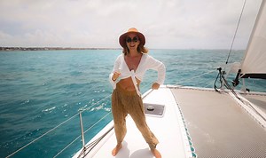 13K views · 356 reactions | Join us on the ocean, as we cross the Exuma Bank and continue island hopping our way west. We're in a little bit of a hurry to get to Florida to meet our Patrons, so let's hope these coral heads remain at least .2m beneath the rudders! Looks like the coral heads weren't all we had to look out for... there was also a close call with a low bridge as well  | Sailing La Vagabonde | Facebook