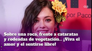 El beso más salvaje de Anna Castillo y su novia - Vídeo