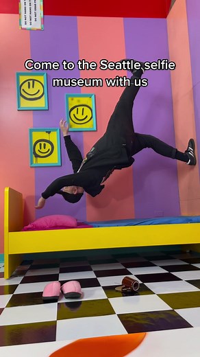 Explore the Seattle Selfie Museum | Must-Visit Odd Places in Washington