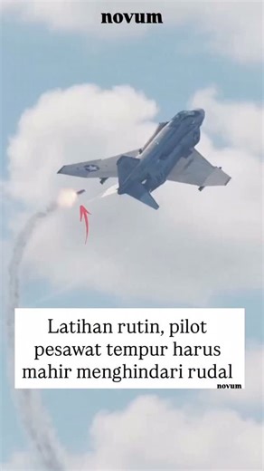 Novum Indonesia on Instagram: "Latihan rutin untuk menghindari rudal adalah wajib bagi setiap pilot jet tempur modern. Karena teknologi rudal terus berkembang (lebih pintar dan lebih cepat), pilot tidak bisa hanya mengandalkan insting, melainkan harus melalui kurikulum latihan yang sangat terstruktur. Sebelum terbang sungguhan, pilot menghabiskan ratusan jam di simulator. Melalui skenario BVR (Beyond Visual Range), pilot berlatih mendeteksi peluncuran rudal dari jarak puluhan kilometer melalui s