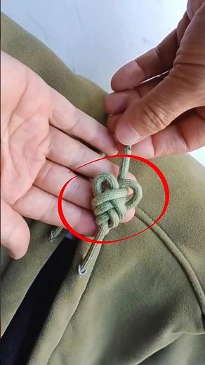 🥷🏼 [Hoodie Strings] 🪢How to tie a heart knot. Easy to learn 💖 #shorts #diy #knot #rope #hoodie