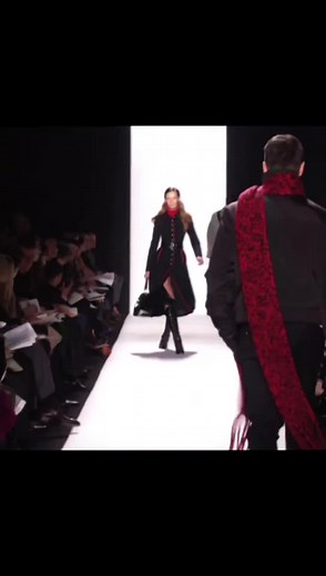 Mastering the Art of Runway Walks and Model Techniques