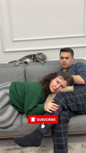 I didn’t understand why my husband did that 😾 #couplegoals #cat