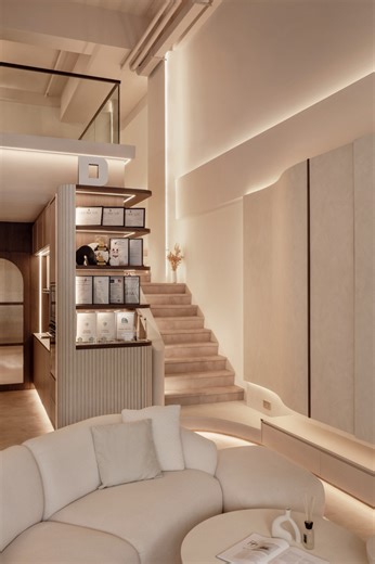 "Do you mean we're meeting our designers in this beautiful showroom?!" 🤩 We invite you to get comfortable here and start your renovation journey with our designers! | Darwin Interior