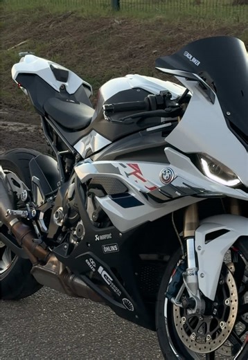 🥹 #bmws1000rr #s1000rr #motorcycle #biker