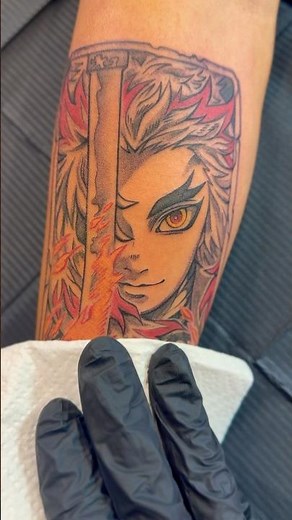 Tatouage Rengoku – Demon Slayer | Manga & Anime Tattoo à Strasbourg | Fabien Tattoos