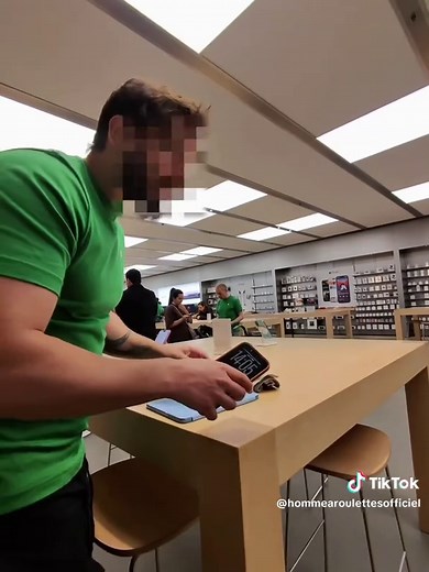 iPhone trempé après la pluie : que faire en magasin Apple