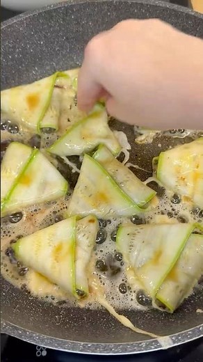 Crispy Stuffed Zucchini Triangles 😍