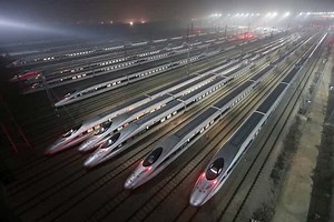 China unveils scale model of high new high speed train to travel at 1000 kmph by 2015: Report