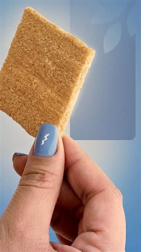 1.3K views · 24 reactions | Leveza que estala! ✨ Magic Toast Lev é o snack perfeito pra quem busca crocância, praticidade e sabor. Experimente com pastinhas, frutas ou o que a sua criatividade mandar.  Descubra o seu jeito favorito de saborear Magic Toast Lev! 﫶 #MagicToastLev #LevezaQueEstala #SnackLev #CrocânciaQueEncanta #LeveESaboroso #Lev #DicaLev #SaborEPraticidade | Marilan Alimentos | Facebook