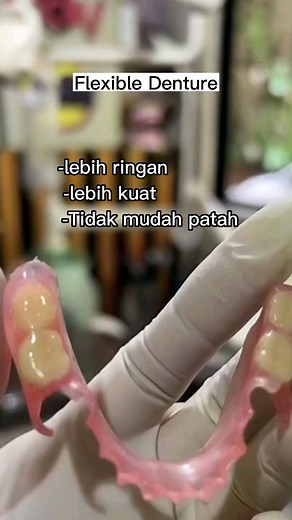 1.3K views · 33 reactions | Di perbuat drp TERMOPLASTIK nipis spt nilon...#flexibledenture #gigipalsufleksibel #klinikgiginearme #klinikgigiwangsamaju #klinikgigicheras | Klinik Pergigian Erfa | Facebook