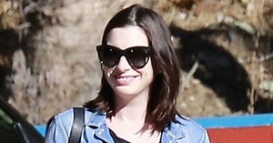 Anne Hathaway and Adam Shulman are just the cutest parents-in-waiting