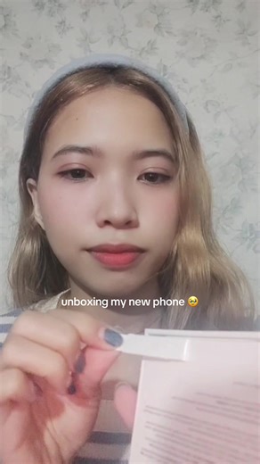 Unboxing the iPhone 15: First Impressions and Features