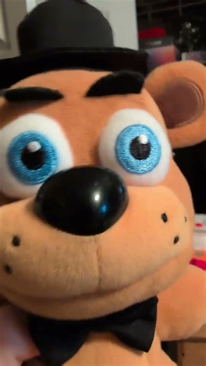 You're ugly#fnaf #freddyfazbearspizza #freddyfunko #fivenightsatfreddys