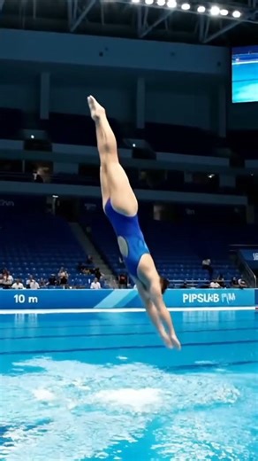 High Spring board acrobatic diving#viral #swimming #diving