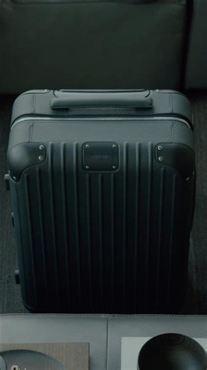 RIMOWA Distinct Collection // measured steps, intentional movement.