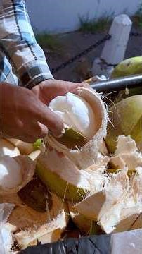 Great way to move meat -Coconut Cutting Skill #shorts #satisfying #coconutcutting