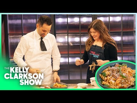 Kelly Clarkson Makes Pasta Bolognese With Chef Mario Carbone