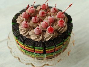 Rainbow Cookie Ice Cream Cake